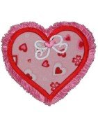 holiday-fringe-heart-mega-hoop-design