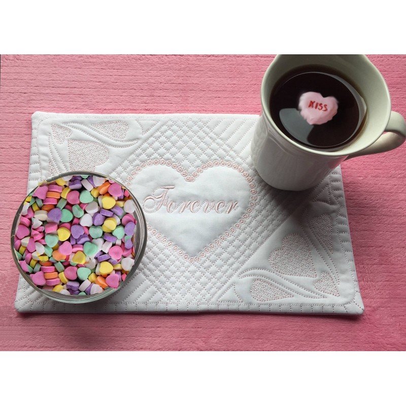 In Hoop Wholecloth Sweetheart Mug Rug