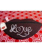 In Hoop Love Tote with Lips Zipper Pull