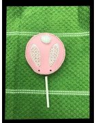 In Hoop Fringe Tail Bunny Lollipop Holder