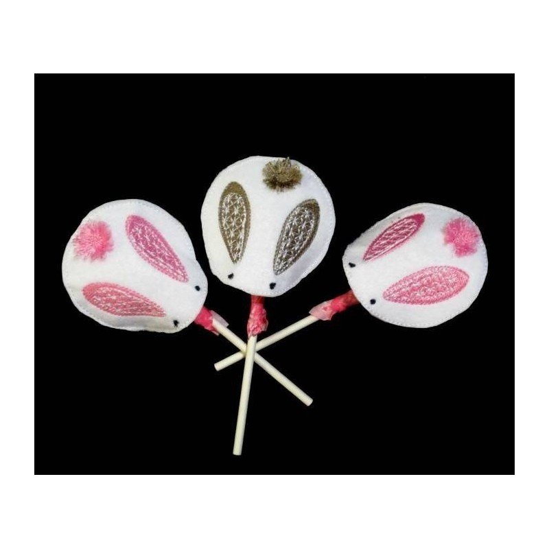 In Hoop Fringe Tail Bunny Lollipop Holder