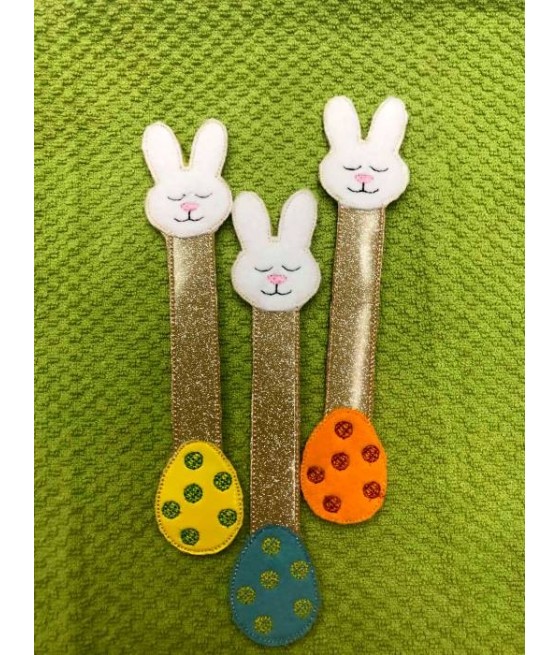In hoop Bunny Bookmarks