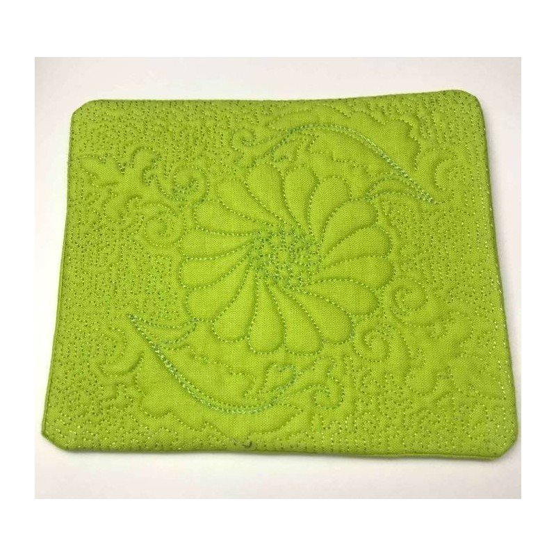 In Hoop Wholecloth Wild Flower Mug Rug