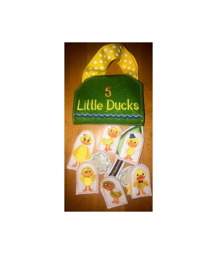 In Hoop 5 Little Ducks Puppet and Play Set