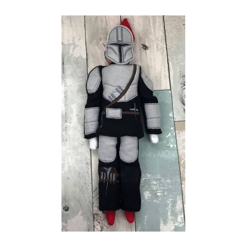 In Hoop Elf Costume Mandalorian2
