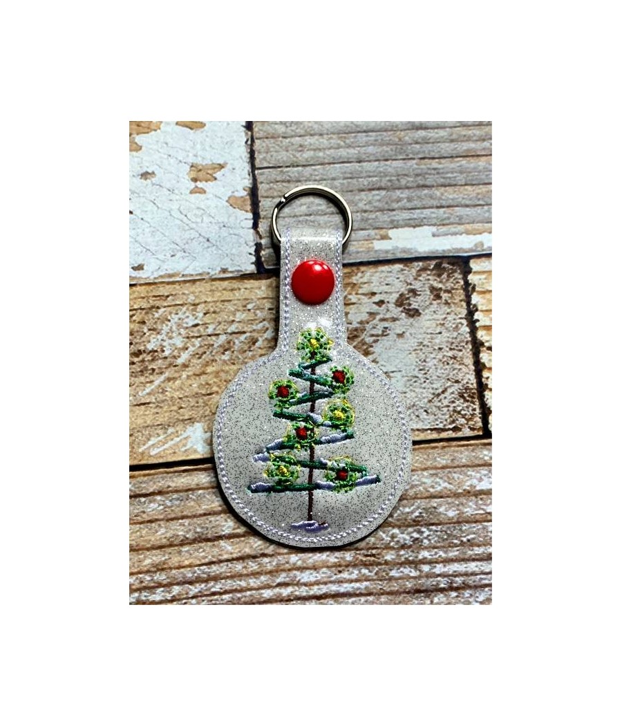 In Hoop Christmas Tree ZigZag Key Fob