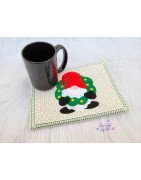 In Hoop Gnome Wreath Mug Rug