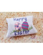 In Hoop Egg Candy Holder