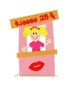 girl-kisses